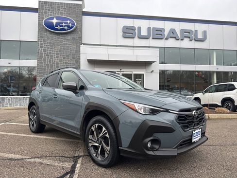 Used 2024 Subaru Crosstrek 2.0i Premium image 1