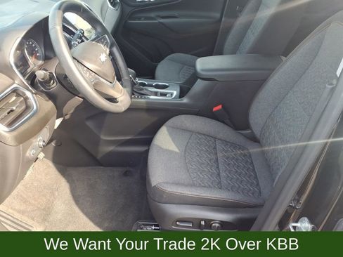Used 2023 Chevrolet Equinox LT FWD image 9