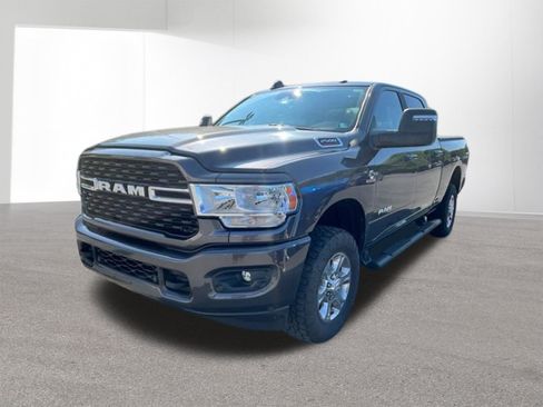 Used 2024 RAM 2500 Big Horn w/ Safety Group AWD/4WD image 28