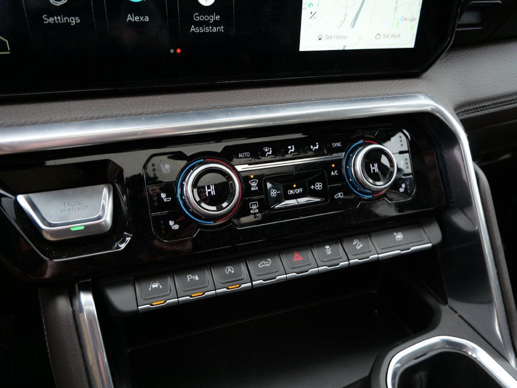 Used 2023 GMC Sierra 1500 Denali AWD/4WD image 29