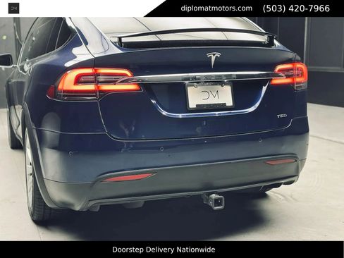 Used 2018 Tesla Model X 75D AWD/4WD image 9