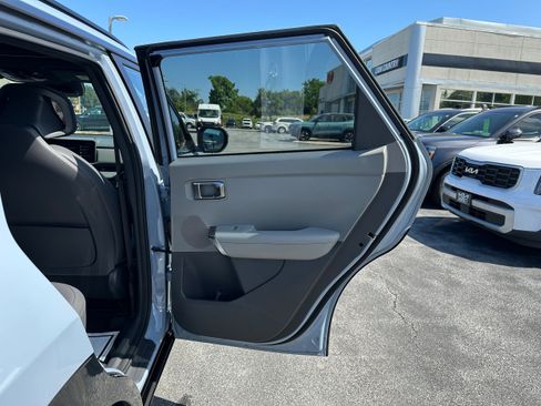 New 2027 Kia Seltos X-Line S w/ X-Line S Premium Package AWD/4WD image 18