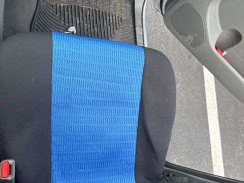 Used 2021 Nissan Frontier SV image 20