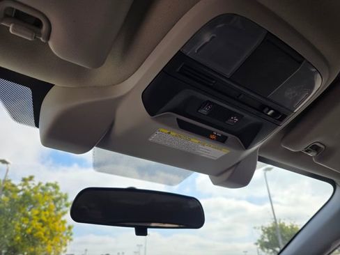 Certified 2023 Subaru Impreza 2.0i image 36