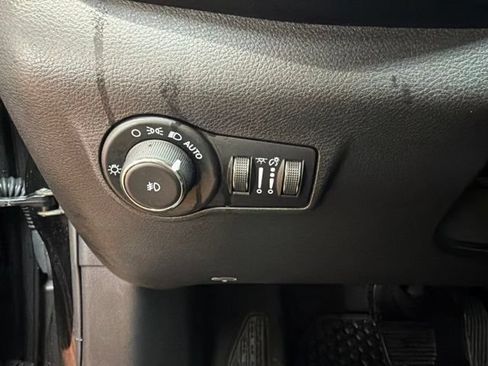 Used 2024 Jeep Compass Trailhawk AWD/4WD image 24