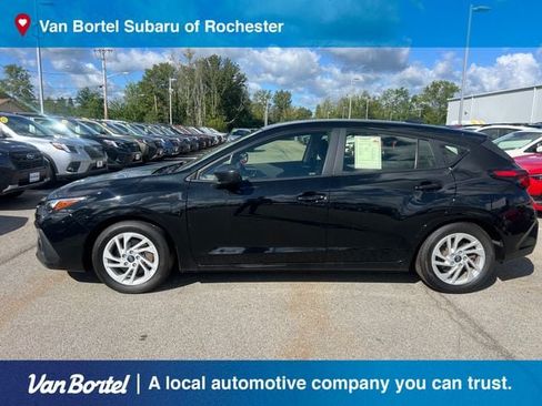 Used 2024 Subaru Impreza 2.0i AWD/4WD image 3