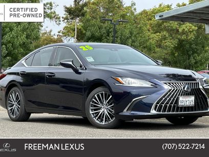Certified 2025 Lexus ES 300h w/ Premium Package