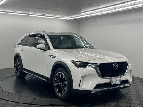 Used 2024 MAZDA CX-90 Plug-In Hybrid w/ Premium Plus AWD/4WD image 3