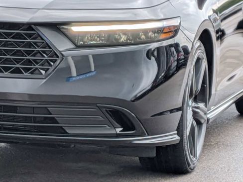 Used 2023 Honda Accord Sport image 10