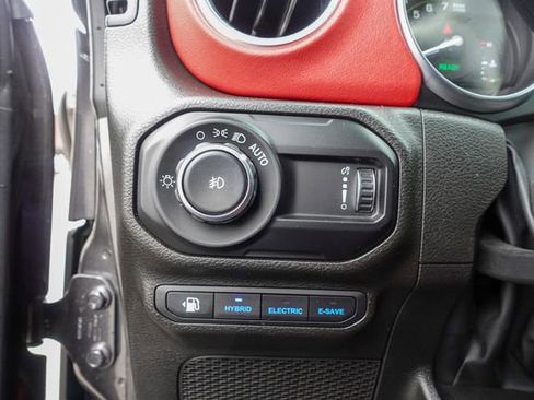 Used 2023 Jeep Wrangler Unlimited Rubicon 4xe image 16