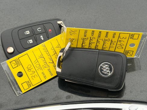 Used 2011 Buick LaCrosse CXL w/ Driver Confidence Package image 51