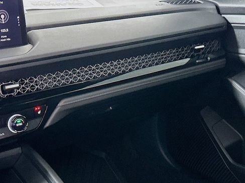 Used 2025 Honda Accord Sport image 23