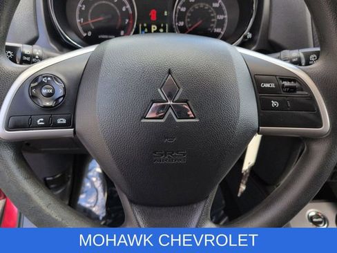 Used 2019 Mitsubishi Outlander Sport ES AWD/4WD image 12