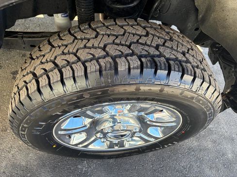 Used 2015 Ford F350 Lariat w/ Lariat Ultimate Package image 21