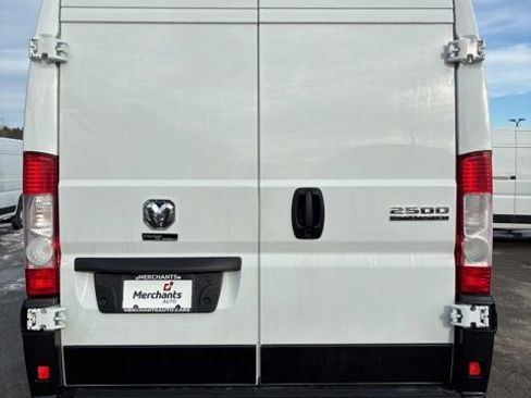 Used 2023 RAM ProMaster 2500 image 6