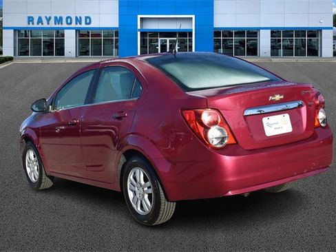 Certified 2014 Chevrolet Sonic LT w/ LT Promotional Package image 5