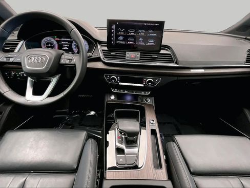 Used 2023 Audi Q5 2.0T Premium Plus w/ Premium Plus Package AWD/4WD image 16