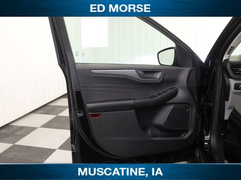 New 2025 Ford Escape Active w/ Cold Weather Package image 13