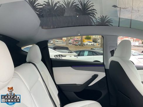Used 2026 Tesla Model Y Long Range AWD/4WD image 56