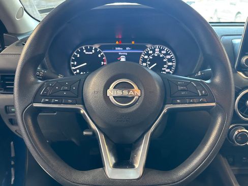 Used 2024 Nissan Sentra SV FWD image 23