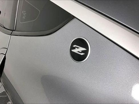 Used 2024 Nissan Z Performance w/ Floor Mat Package RWD image 18