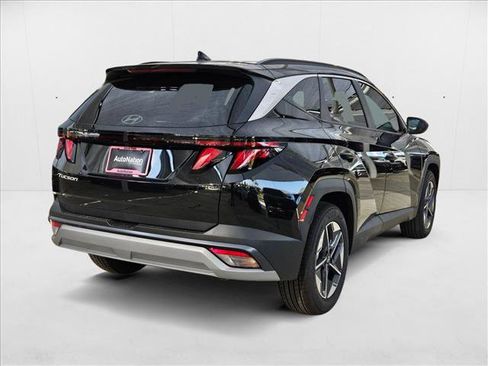 New 2026 Hyundai Tucson SEL image 2