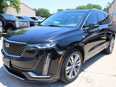 Used 2020 Cadillac XT6 Premium Luxury FWD image 7