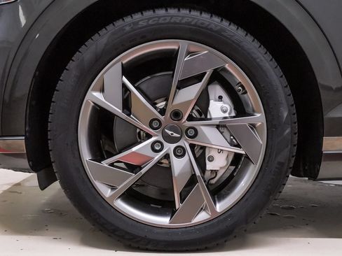 Certified 2023 Genesis Electrified GV70 w/ Prestige Package AWD/4WD image 35