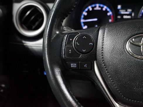 Used 2018 Toyota RAV4 XLE FWD image 14