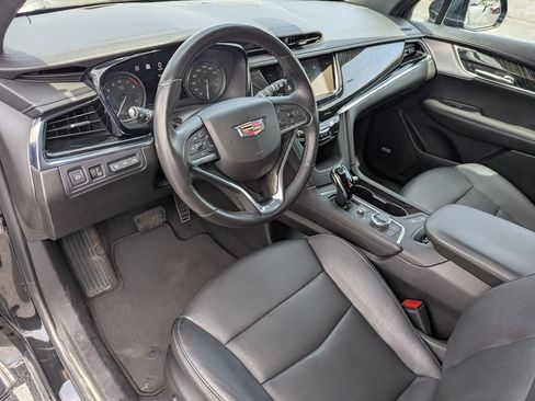 Used 2021 Cadillac XT6 Premium Luxury AWD/4WD image 25