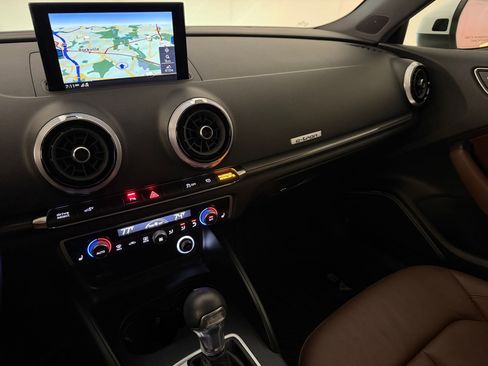 Used 2018 Audi A3 e-tron Prestige FWD image 22