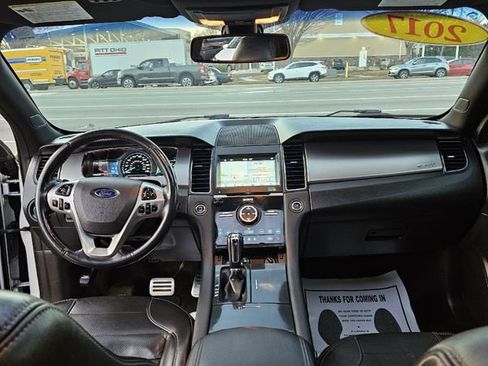 Used 2017 Ford Taurus SHO w/ Driver Assist Package image 29