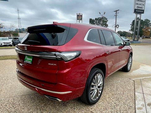 New 2026 Buick Enclave Avenir w/ Super Cruise Package image 8