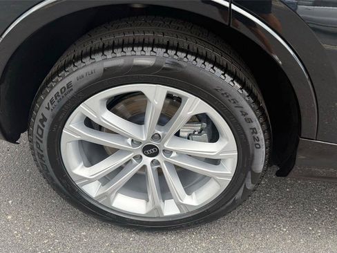 Used 2025 Audi Q7 3.0T Premium Plus AWD/4WD image 13