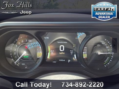 Used 2024 Jeep Wrangler Unlimited Rubicon 4xe AWD/4WD image 19