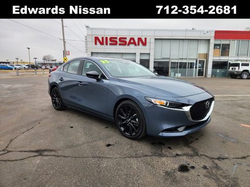 Used 2025 MAZDA MAZDA3 s image 1