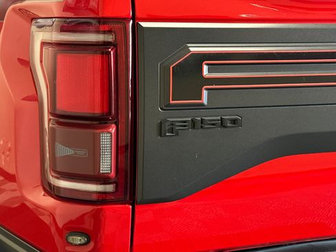 Used 2018 Ford F150 Raptor w/ Equipment Group 802A Luxury AWD/4WD image 46