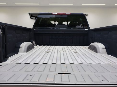 Used 2024 GMC Sierra 2500 Denali Ultimate w/ Max Trailering Package AWD/4WD image 9