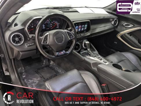 Used 2016 Chevrolet Camaro SS image 17