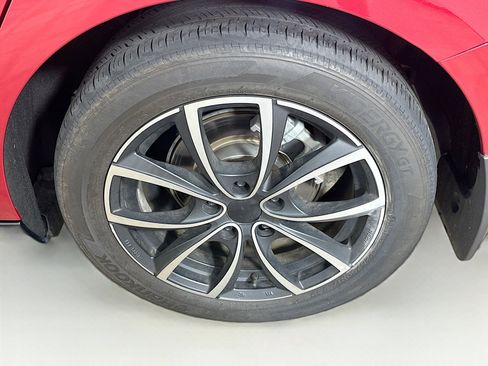 Used 2024 Honda Accord EX-L image 11