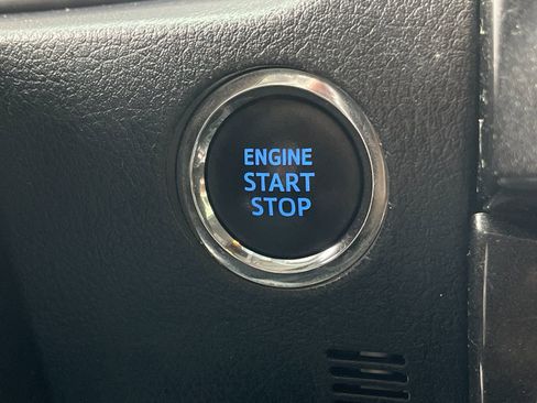 Used 2021 Toyota 4Runner TRD Off-Road Premium image 25