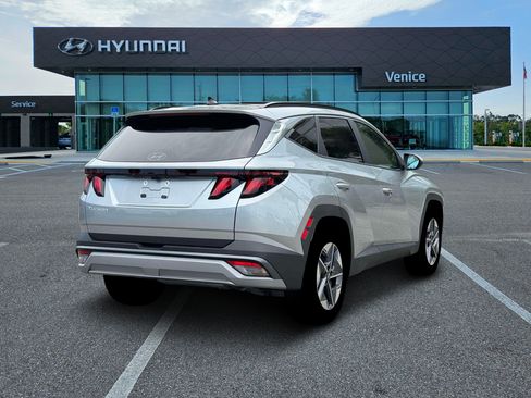 New 2026 Hyundai Tucson SEL FWD image 7