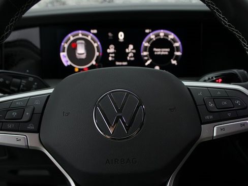 New 2026 Volkswagen Tiguan SE image 15