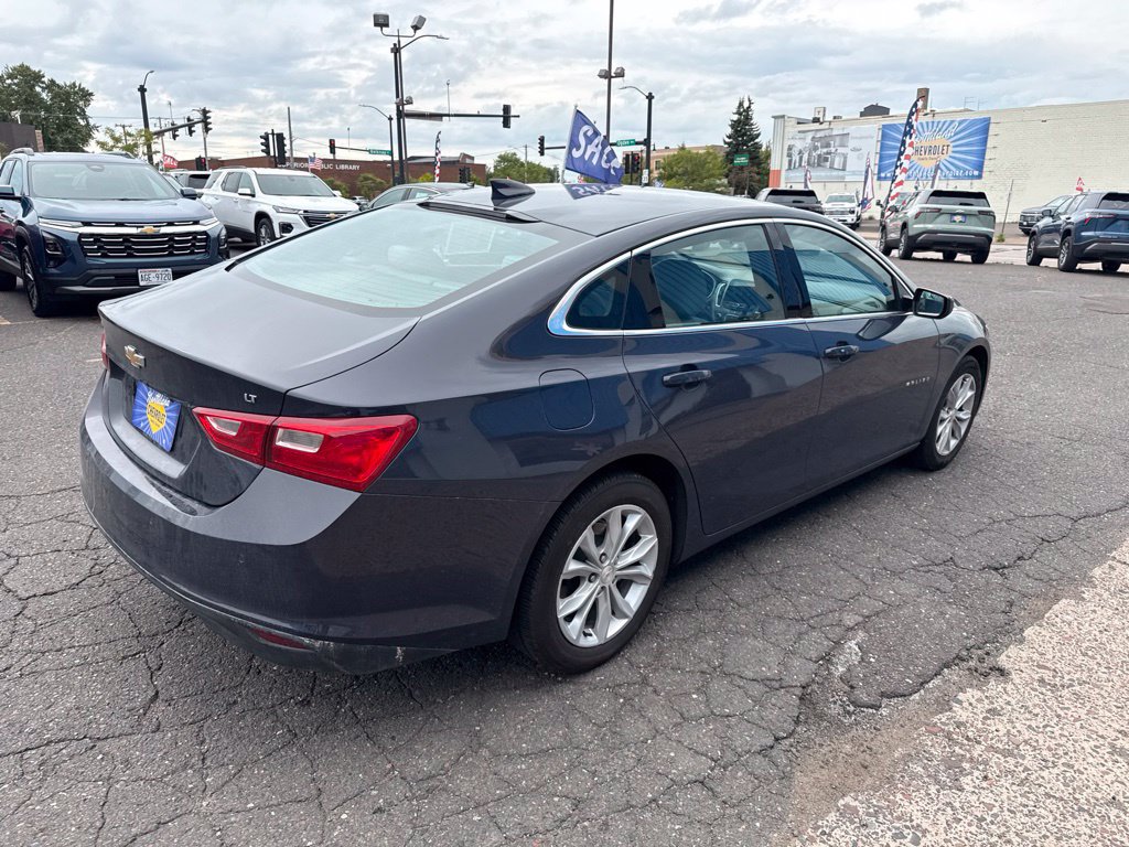 Used 2025 Chevrolet Malibu LT FWD image 11