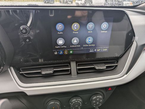 New 2026 Chevrolet Trax RS w/ Sunroof Package image 22