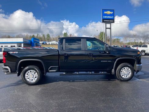 New 2026 Chevrolet Silverado 2500 LT w/ All Star Edition image 8