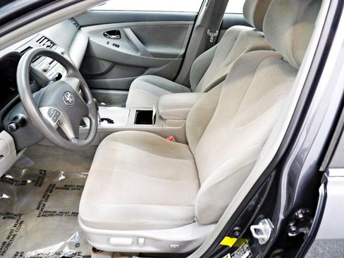 Used 2011 Cadillac CTS Premium image 28