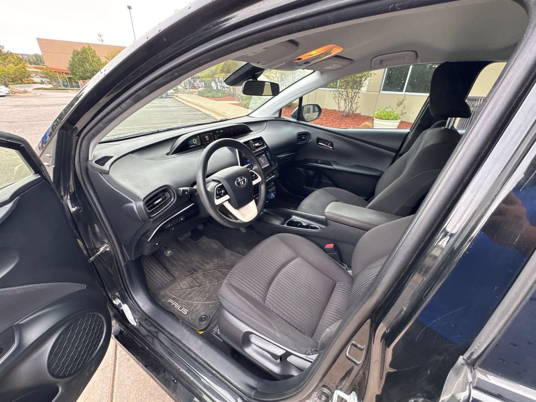 Used 2017 Toyota Prius One FWD image 26