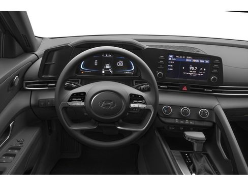 New 2025 Hyundai Elantra SE image 20