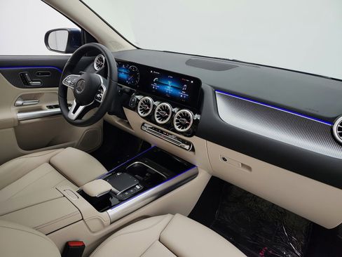 Used 2023 Mercedes-Benz GLA 250 image 25